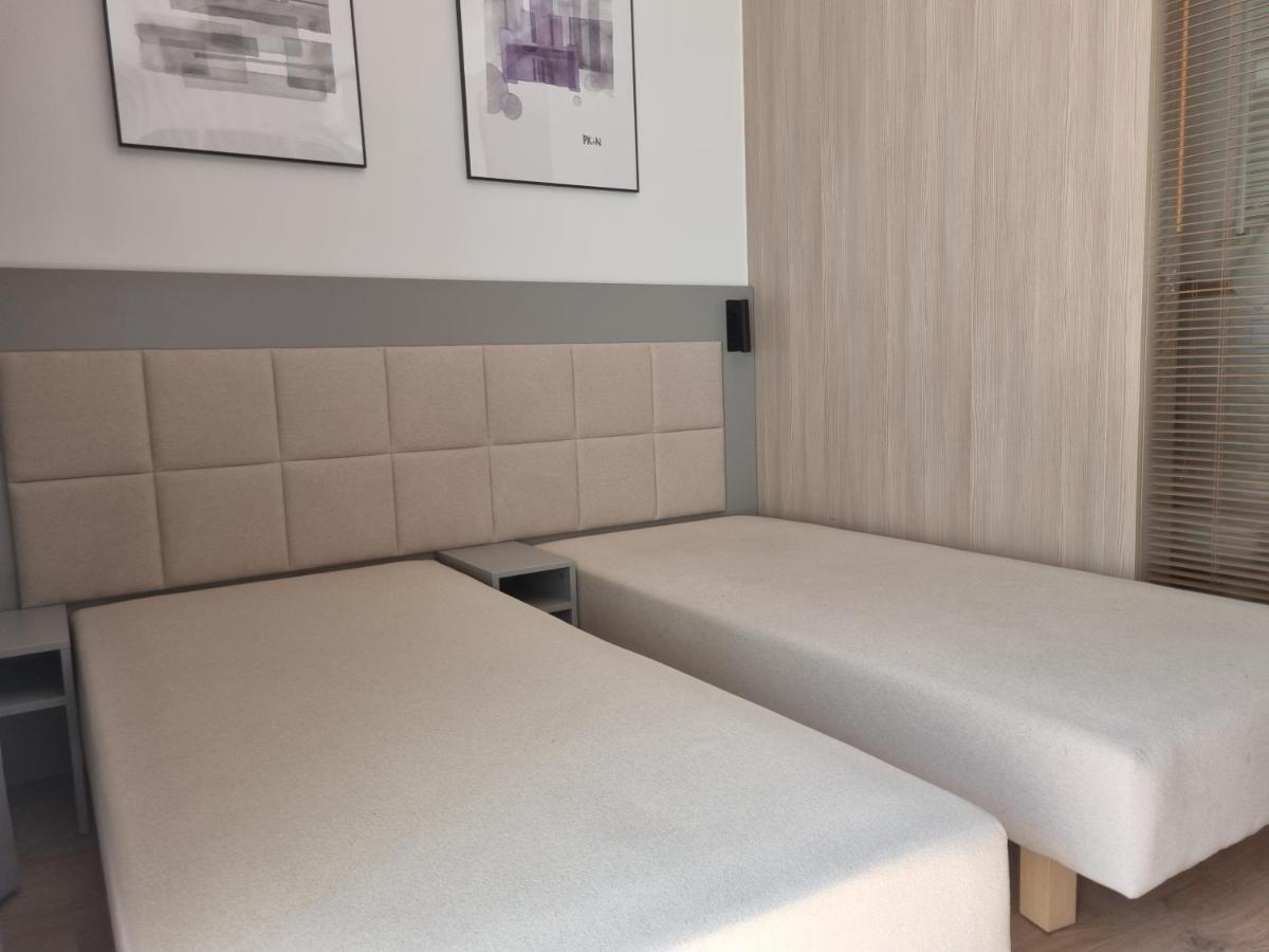 Aparthotel In Warsaw Very Close To The City Center, Free Underground Parking, Wifi, Air Conditioning, Balcony Eksteriør bilde