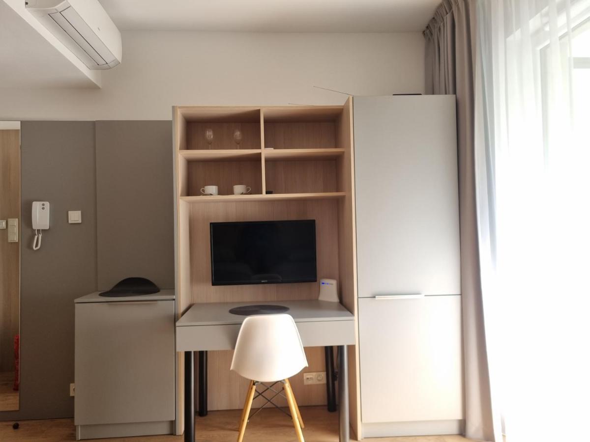 Aparthotel In Warsaw Very Close To The City Center, Free Underground Parking, Wifi, Air Conditioning, Balcony Eksteriør bilde